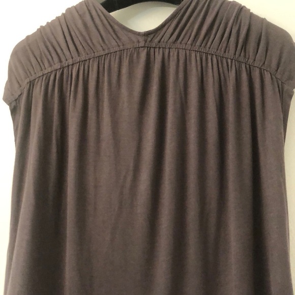H By Bordeaux Ruched V-Neck T-Shirt - Picture 7 of 11